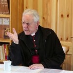 Bp Richard Williamson: Polityka nie zastąpi religii